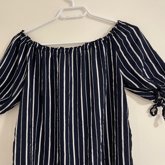 Navy striped lightweight top - Picture 3 of 4